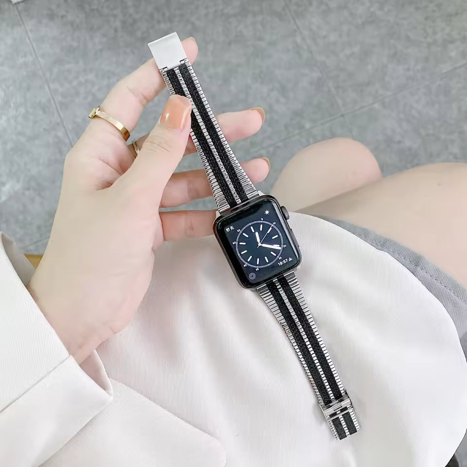 Milanese Stainless Steel Strap for Apple Watch Ultra2 Band 44mm 42mm 40mm 46mm 45mm 41mm Series 6/5/4/3/10/9/8/7/SE