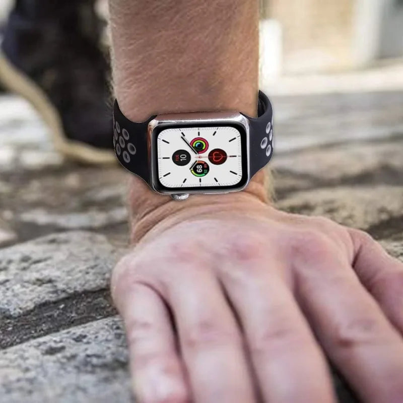 Soft Silicone Sport Strap for Apple Watch Ultra 3/2 Band 46mm 42mm 45mm 44mm 40mm 41mm 49mm Series 11/10/9/8/7/6/5/4/SE3